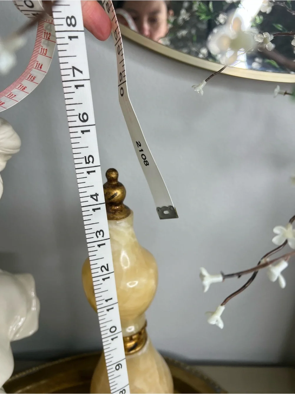 Vintage Decorative Cream and Gold Onyx Finial Accent Heavy  - Home Accents